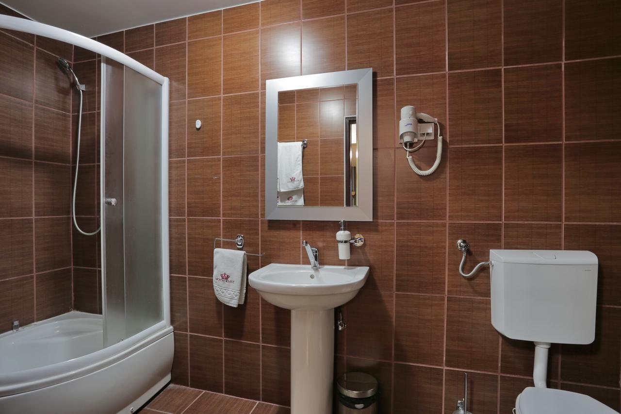 Motel Prenociste Knez Sombor Esterno foto